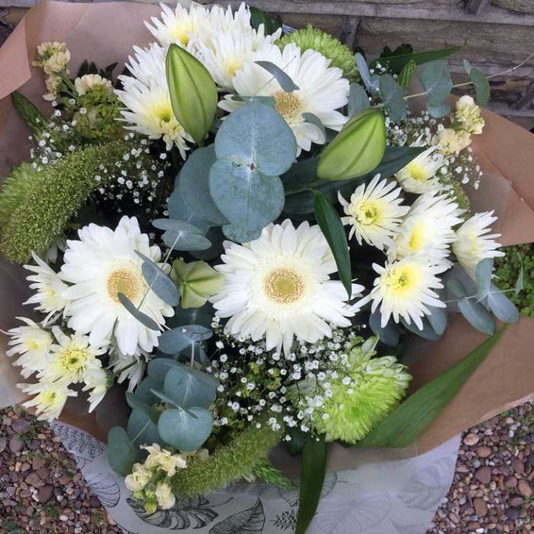 Simply Flowers Brighouse Beautiful flowers designed especially for