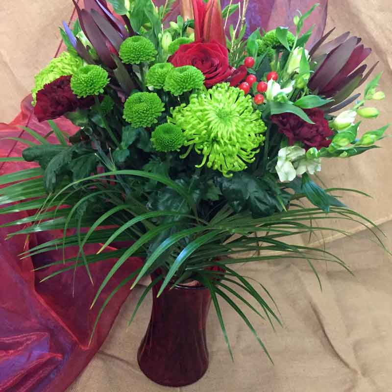 Christmas Deluxe Bouquet – Simply Flowers – Brighouse – Beautiful ...